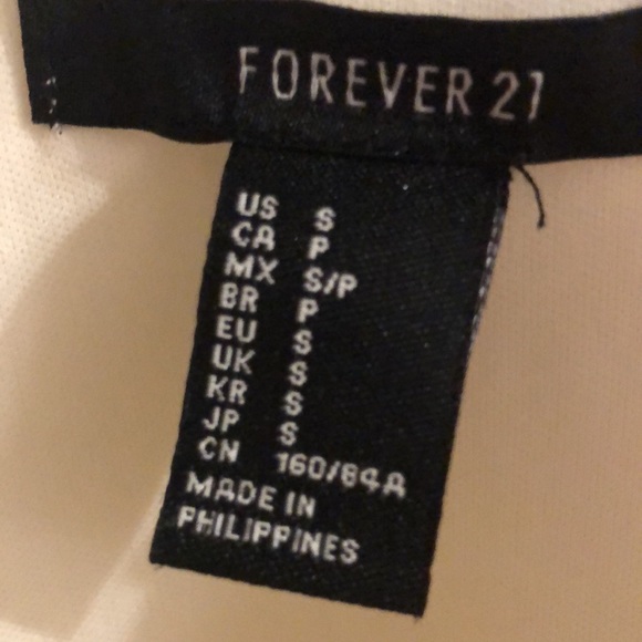 Forever 21 Lace & Frill Dress - Picture 4 of 9